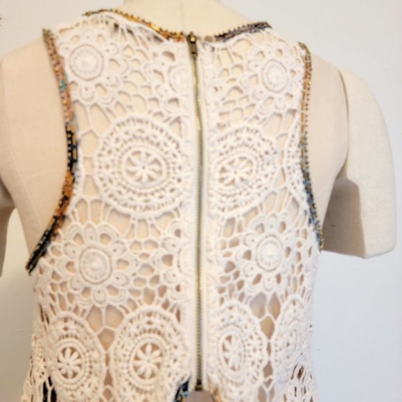 gimmicks BKE Top Lace Beading Sleeveless S - Picture 6 of 11